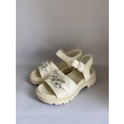 Босоножки Betsy для девочек открытые в бежевом цвете на толстой подошве